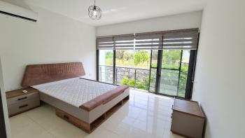 Girne/Karaoğlanoğlu Lilium Sitesinde Satılık 2+1 Eşyalı Villa