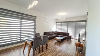 Girne/Karaoğlanoğlu Lilium Sitesinde Satılık 2+1 Eşyalı Villa