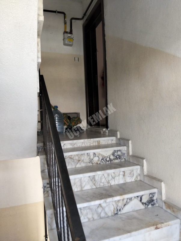 * AFYON ÜÇOK EMLAKTAN SAHİPATA MAH 3+1 110M² TEMİZ BAKIMLI KOMPLE SATILIK BİNA 