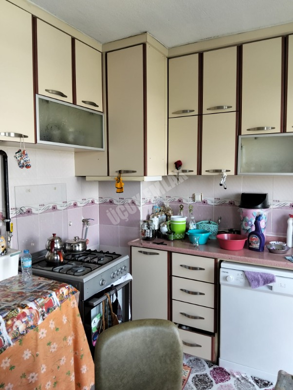 * AFYON ÜÇOK EMLAKTAN SAHİPATA MAH 3+1 110M² TEMİZ BAKIMLI KOMPLE SATILIK BİNA 