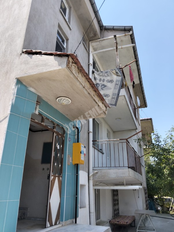 * AFYON ÜÇOK EMLAKTAN SAHİPATA MAH 3+1 110M² TEMİZ BAKIMLI KOMPLE SATILIK BİNA 