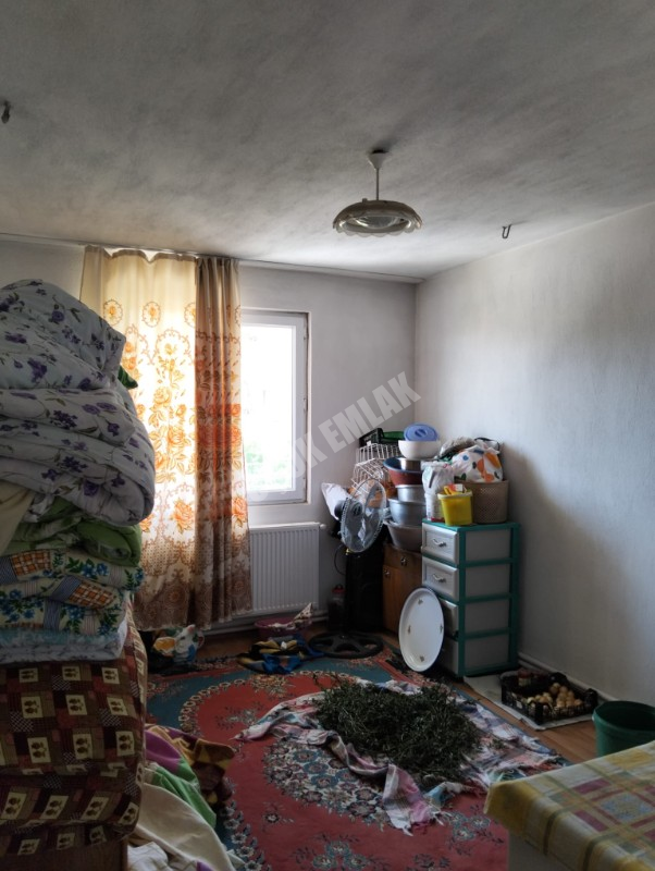 * AFYON ÜÇOK EMLAKTAN SAHİPATA MAH 3+1 110M² TEMİZ BAKIMLI KOMPLE SATILIK BİNA 