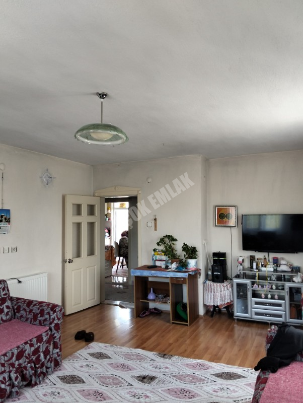 * AFYON ÜÇOK EMLAKTAN SAHİPATA MAH 3+1 110M² TEMİZ BAKIMLI KOMPLE SATILIK BİNA 
