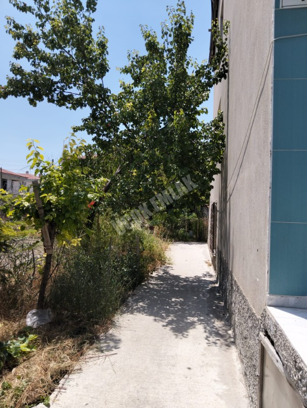 * AFYON ÜÇOK EMLAKTAN SAHİPATA MAH 3+1 110M² TEMİZ BAKIMLI KOMPLE SATILIK BİNA 