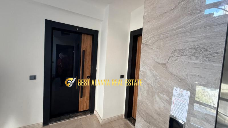GÜLLERPINARI MAHALLESİ – ALANYA MERKEZ | KISA DÖNEM KİRALIK FULL EŞYALI 1+1 DAİRE