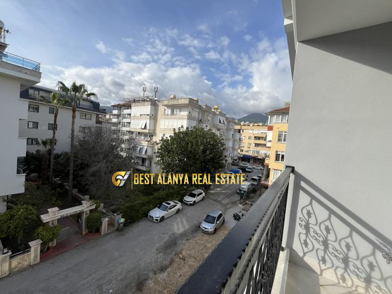 ALANYA SARAY MAHALLESİNDE TOKUŞ İNŞAATTA KİRALIK 1+1 DAİRE 24.000TL