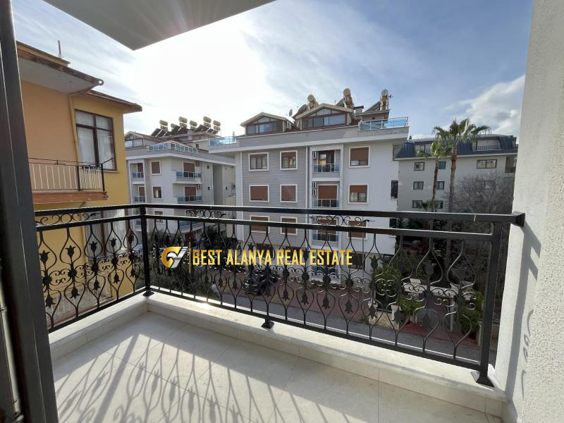 ALANYA SARAY MAHALLESİNDE TOKUŞ İNŞAATTA KİRALIK 1+1 DAİRE 24.000TL