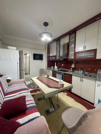 GÜVENAY - ÇORUM ULUKAVAK S. RUMİ İMAMHATİP ORTAOKULU CİVARI SATILIK 3+1 DAİRE