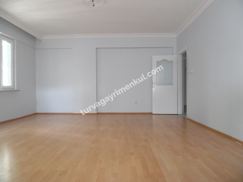 MUHİTTİN MAHALLESİNDE KİRALIK 3+1 ARAKAT DAİRE 