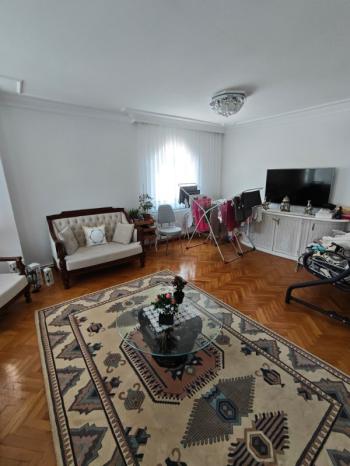 * ÜÇOK EMLAKTAN NAZMİ SAATÇİ MAH 3+1 145M² EBEVEYN BANYOLU TEMİZ BAKIMLI KOMPLE SATILIK BİNA * 
