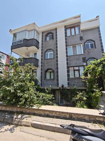 * ÜÇOK EMLAKTAN NAZMİ SAATÇİ MAH 3+1 145M² EBEVEYN BANYOLU TEMİZ BAKIMLI KOMPLE SATILIK BİNA * 