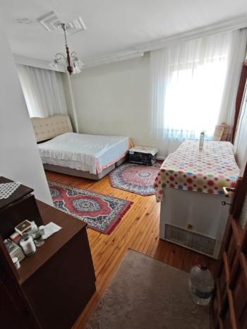 * ÜÇOK EMLAKTAN NAZMİ SAATÇİ MAH 3+1 145M² EBEVEYN BANYOLU TEMİZ BAKIMLI KOMPLE SATILIK BİNA * 
