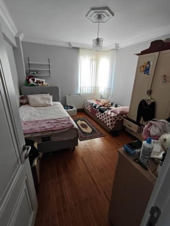 * ÜÇOK EMLAKTAN NAZMİ SAATÇİ MAH 3+1 145M² EBEVEYN BANYOLU TEMİZ BAKIMLI KOMPLE SATILIK BİNA * 
