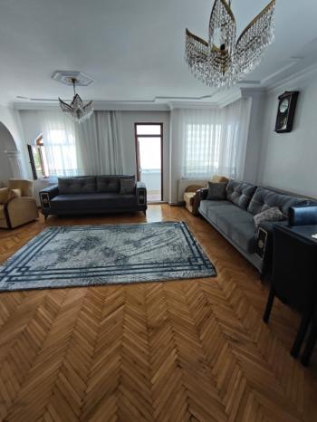 * ÜÇOK EMLAKTAN NAZMİ SAATÇİ MAH 3+1 145M² EBEVEYN BANYOLU TEMİZ BAKIMLI KOMPLE SATILIK BİNA * 