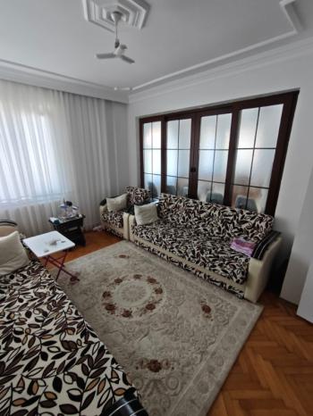 * ÜÇOK EMLAKTAN NAZMİ SAATÇİ MAH 3+1 145M² EBEVEYN BANYOLU TEMİZ BAKIMLI KOMPLE SATILIK BİNA * 
