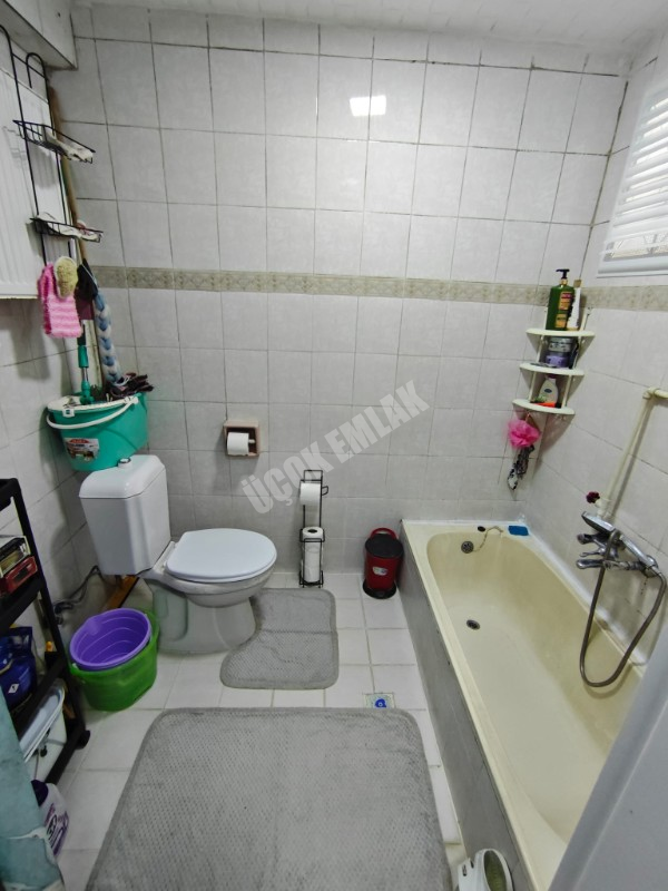 * ÜÇOK EMLAKTAN NAZMİ SAATÇİ MAH 3+1 145M² EBEVEYN BANYOLU TEMİZ BAKIMLI KOMPLE SATILIK BİNA * 