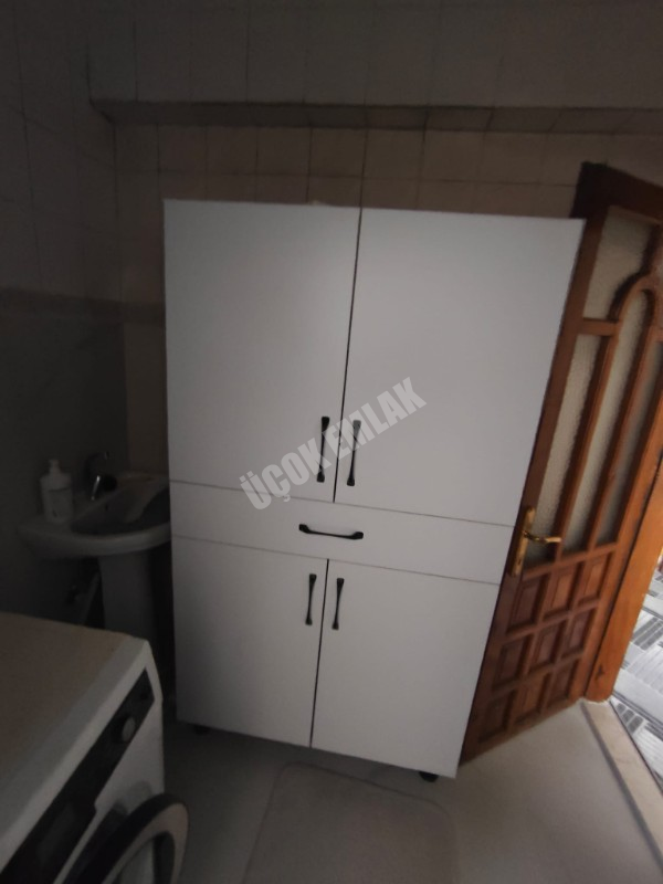 * ÜÇOK EMLAKTAN NAZMİ SAATÇİ MAH 3+1 145M² EBEVEYN BANYOLU TEMİZ BAKIMLI KOMPLE SATILIK BİNA * 