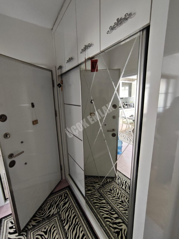 * ÜÇOK EMLAKTAN NAZMİ SAATÇİ MAH 3+1 145M² EBEVEYN BANYOLU TEMİZ BAKIMLI KOMPLE SATILIK BİNA * 
