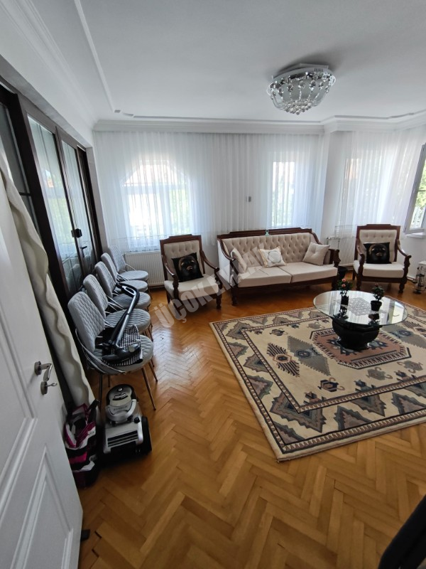 * ÜÇOK EMLAKTAN NAZMİ SAATÇİ MAH 3+1 145M² EBEVEYN BANYOLU TEMİZ BAKIMLI KOMPLE SATILIK BİNA * 