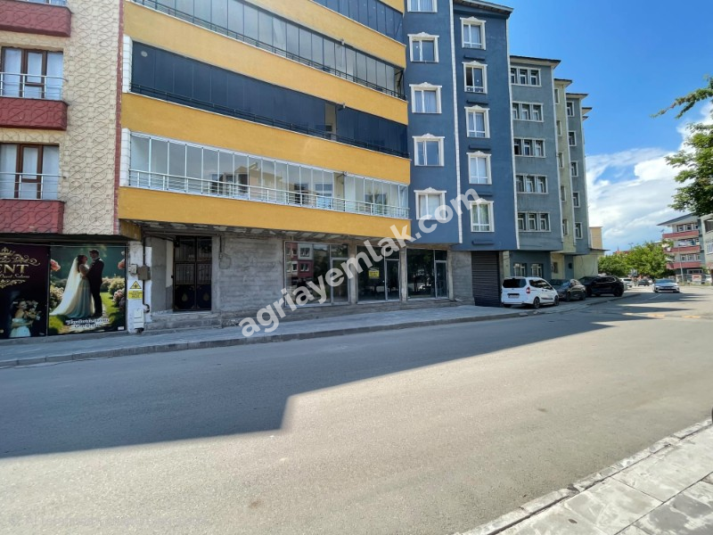 LEYLEKPINAR MAH. SATILIK ÇİFT DÜKKAN 312 M² – GENİŞ CEPHELİ BİRLEŞTİRİLMİŞ TİCARİ ALAN
