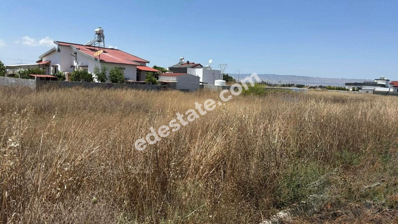 Gazi Mağusa Yeniboğaziçin'de SATILIK ARSA