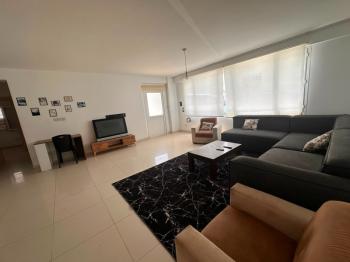 GÖNYELİ'DE ZEMİNKAT 3+1 TÜRK MALI DAİRE 