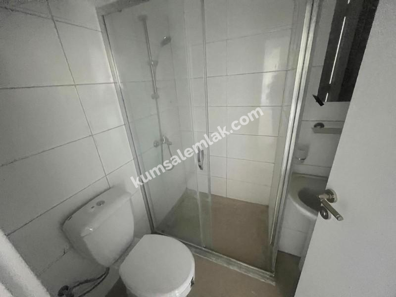 GÖNYELİ'DE AYLIK ÖDEMELİ 2+1 TİCARİ İZİNLİ İŞ YERİ