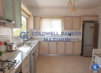 Girne Edremit Bölgesinde Kiralık Havuzlu 3+1 Villa