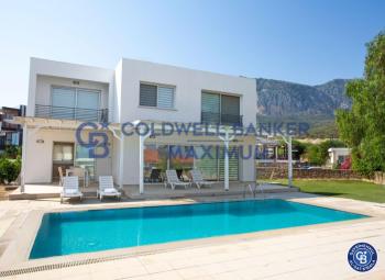 Girne Edremit Bölgesinde Kiralık Havuzlu 3+1 Villa
