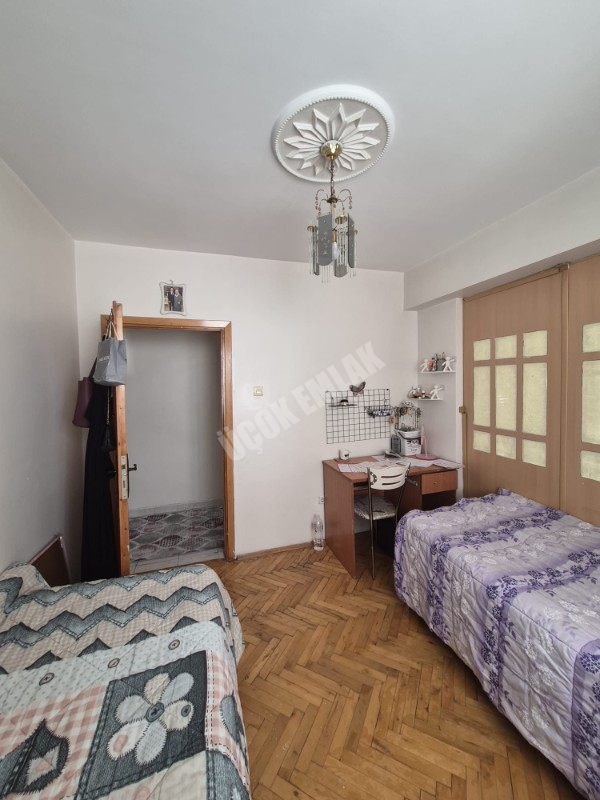 ★ AFYON ÜÇOK EMLAKTAN ESENTEPE MAH 3+1 118M² TEMİZ BAKIMLI EBEVEYN BANYOLU SATILIK DAİRE ★