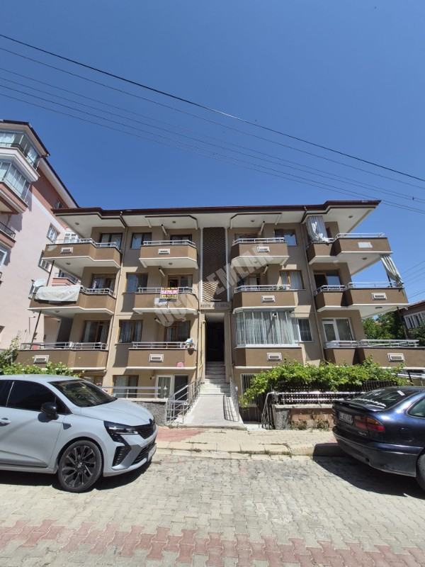 ★ AFYON ÜÇOK EMLAKTAN ESENTEPE MAH 3+1 118M² TEMİZ BAKIMLI EBEVEYN BANYOLU SATILIK DAİRE ★