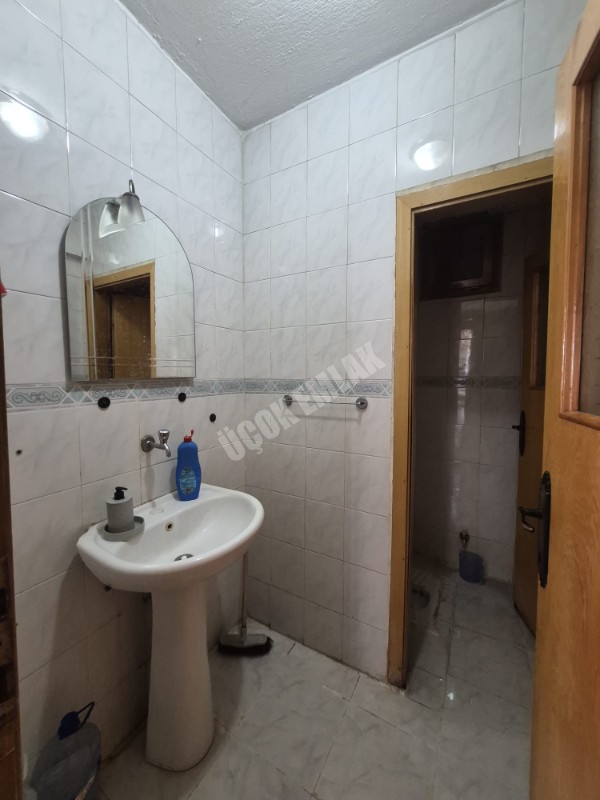★ AFYON ÜÇOK EMLAKTAN ESENTEPE MAH 3+1 118M² TEMİZ BAKIMLI EBEVEYN BANYOLU SATILIK DAİRE ★