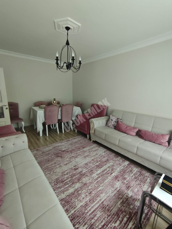 * AFYON ÜÇOK EMLAKTAN KANLICA MAH 2+1 100M² TEMİZ BAKIMLI KOMPLE SATILIK BİNA *