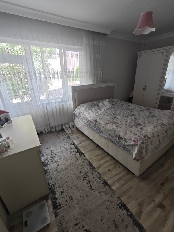 * AFYON ÜÇOK EMLAKTAN KANLICA MAH 2+1 100M² TEMİZ BAKIMLI KOMPLE SATILIK BİNA *