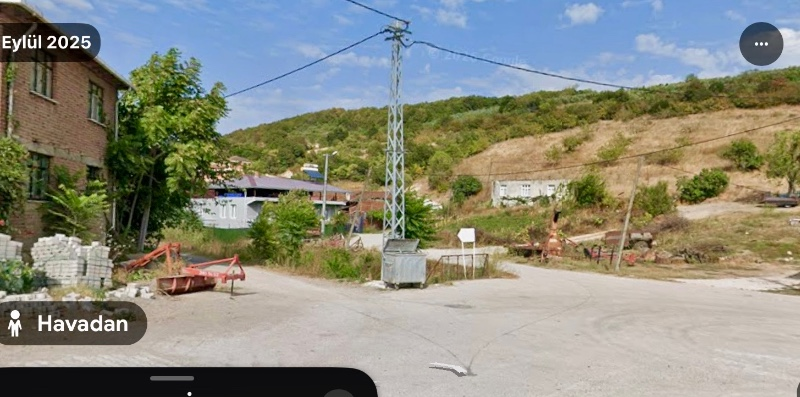 DijitalEmlak’tan Mudanya Hançerli Köy içi 534 m2 Satılık Konut Arsası.  