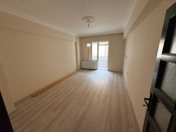 GÜVENAY -  ÇORUM ULUKAVAK FATİH CADDESİ ÜZERİ ADLİYE CİVARI KİRALIK 3+1 DAİRE