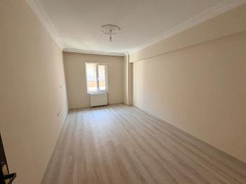 GÜVENAY -  ÇORUM ULUKAVAK FATİH CADDESİ ÜZERİ ADLİYE CİVARI KİRALIK 3+1 DAİRE