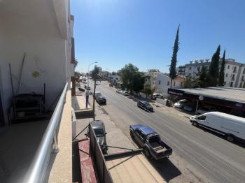 KÜÇÜK KAYMAKLI'DA AYLIK ÖDEMELİ 3+1 FUL EŞYALI DAİRE 