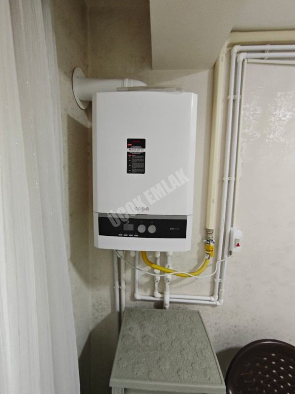 * AFYON ÜÇOK EMLAKTAN ERENLER MAH 2+0 50M² EŞYALI ASANSÖRLÜ KİRALIK DAİRE *