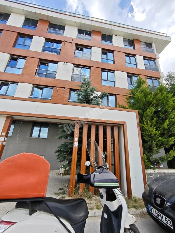 * AFYON ÜÇOK EMLAKTAN ERENLER MAH 2+0 50M² EŞYALI ASANSÖRLÜ KİRALIK DAİRE *