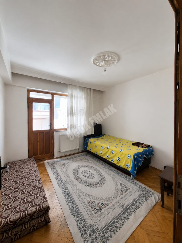 ★ AFYON ÜÇOK EMLAKTAN ESENTEPE MAH 3+1 118M² TEMİZ BAKIMLI EBEVEYN BANYOLU SATILIK DAİRE ★
