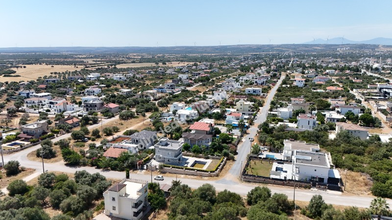 Didim Yeşiltepe de İyi Konumda Satılık 700m2 Arsa