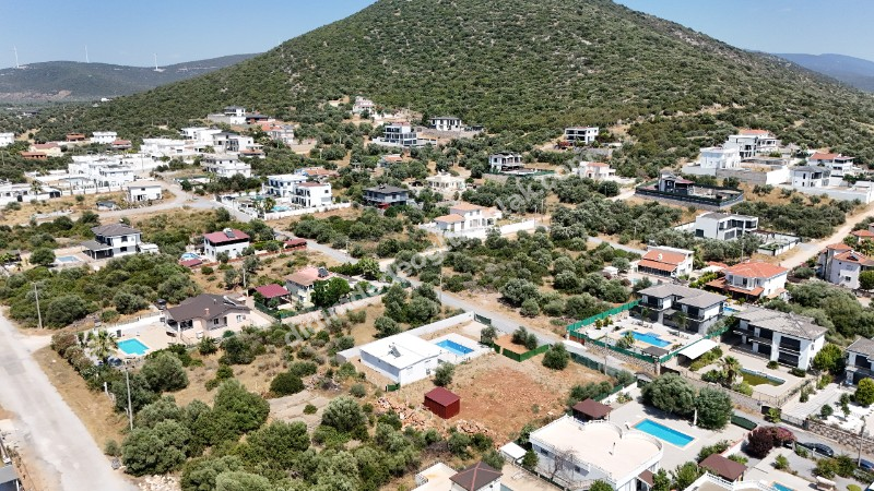 Didim Yeşiltepe de İyi Konumda Satılık 700m2 Arsa