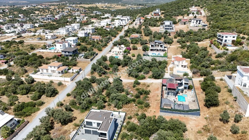 Didim Yeşiltepe de İyi Konumda Satılık 700m2 Arsa
