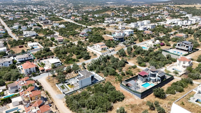 Didim Yeşiltepe de İyi Konumda Satılık 700m2 Arsa