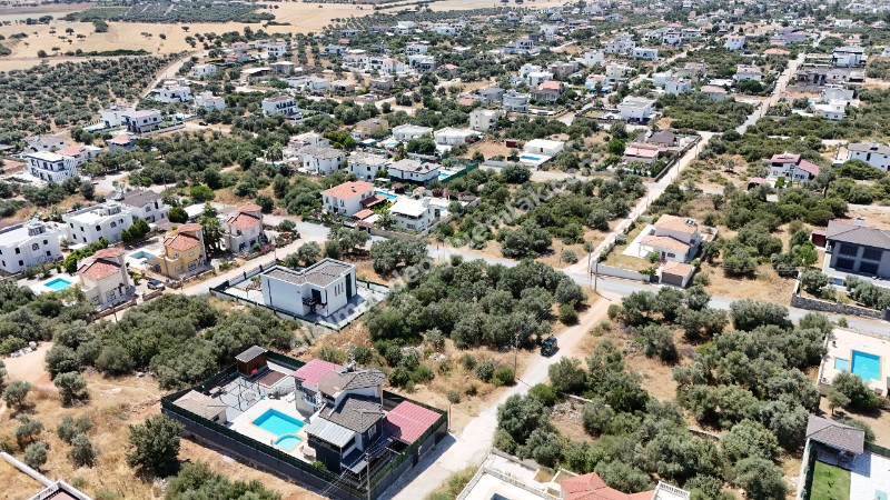 Didim Yeşiltepe de İyi Konumda Satılık 700m2 Arsa