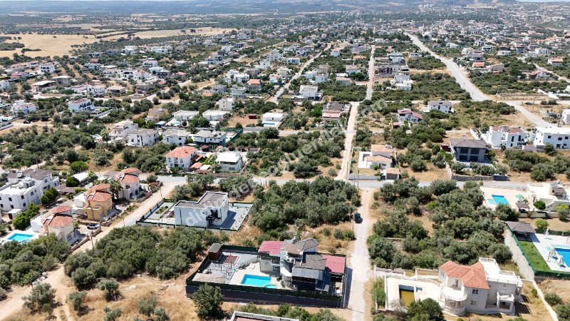 Didim Yeşiltepe de İyi Konumda Satılık 700m2 Arsa