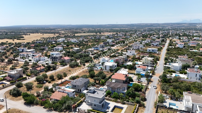 Didim Yeşiltepe de İyi Konumda Satılık 700m2 Arsa