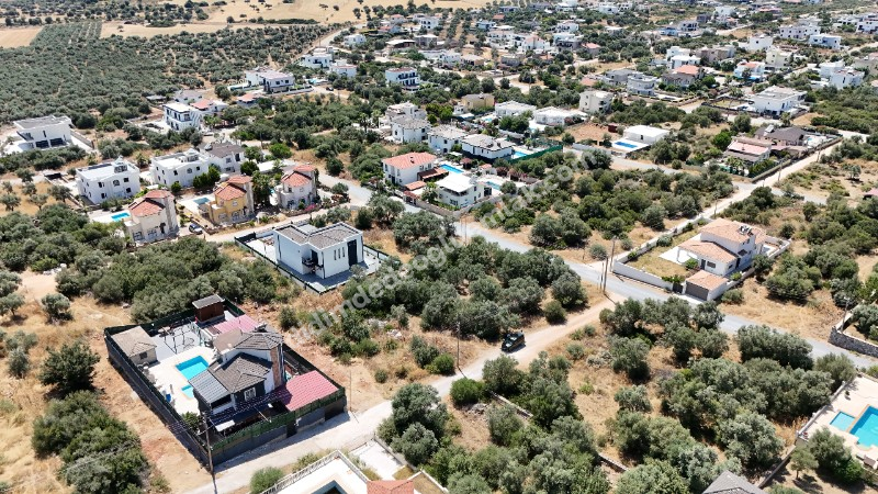 Didim Yeşiltepe de İyi Konumda Satılık 700m2 Arsa