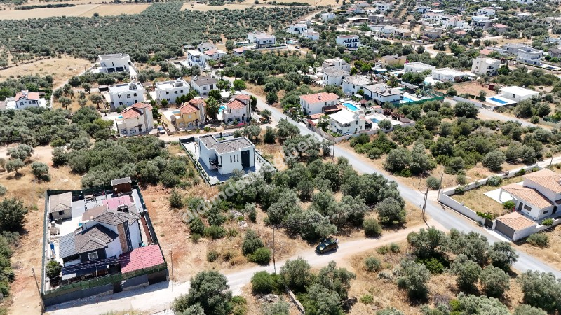 Didim Yeşiltepe de İyi Konumda Satılık 700m2 Arsa